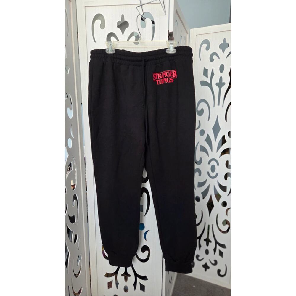 Stranger Things Joggers 1X NWT Black Netflix Sweatpants Logo Lounge